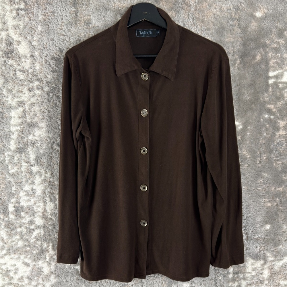 Twyla Blu Size M Minimalist Casual Button Top Brown Long Sleeve Collar